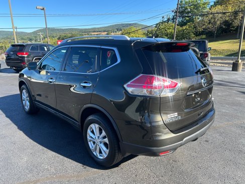 Used 2015 Nissan Rogue SV w/ SV Premium Package image 7