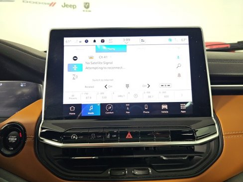 Certified 2023 Jeep Compass Limited w/ Elite Group image 20