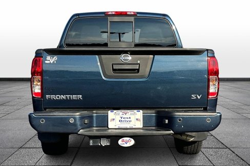 Used 2021 Nissan Frontier SV image 4