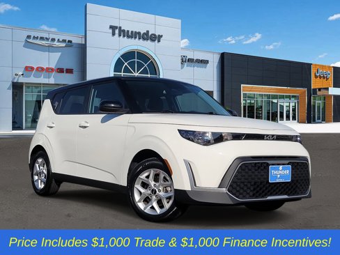 Used 2023 Kia Soul S image 1