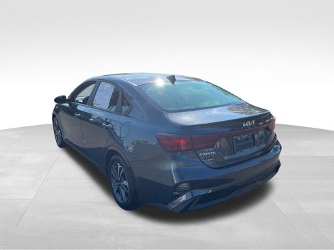 Used 2023 Kia Forte LXS image 5
