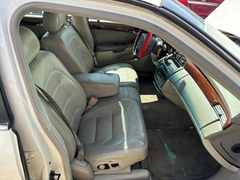 Used 2003 Cadillac De Ville image 12