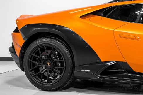 Used 2023 Lamborghini Huracan Sterrato image 49
