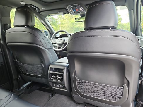 New 2025 Jeep Grand Cherokee Limited w/ Luxury Tech Group II image 18