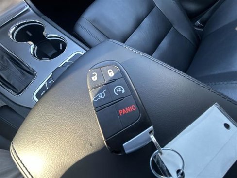 Used 2019 Jeep Grand Cherokee Limited image 41