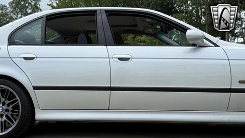 Used 2001 BMW 540i Sedan image 10