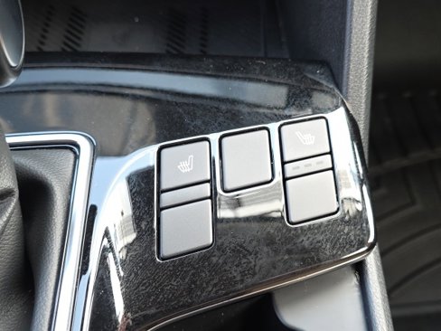 Used 2024 Kia Sportage EX image 21