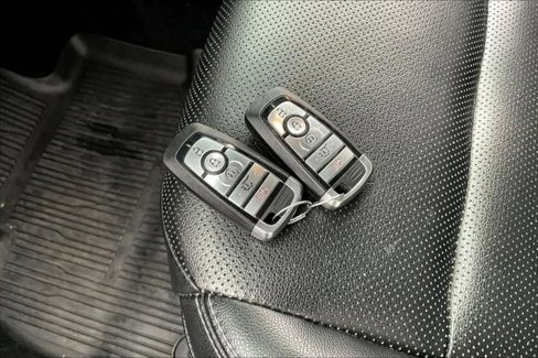 Used 2022 Ford Escape SEL image 31