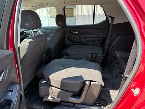 Used 2019 Chevrolet Traverse LT w/ LPO, Cargo Package image 14