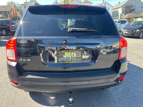 Used 2011 Jeep Compass Latitude image 4