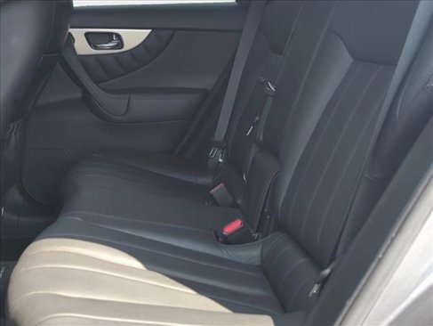 Used 2012 INFINITI FX35 AWD w/ Premium Pkg image 16