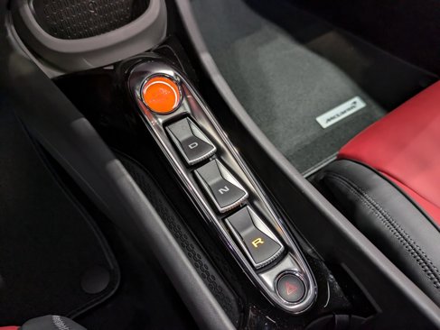 New 2025 McLaren Artura image 15