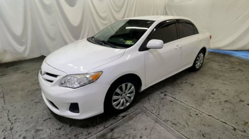 Used 2012 Toyota Corolla LE image 4