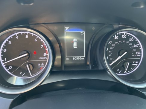 Used 2023 Toyota Camry SE image 25