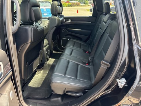 Used 2018 Jeep Grand Cherokee Summit w/ Platinum Series Group image 21