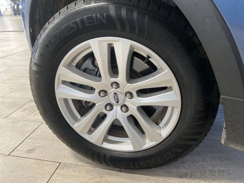 Used 2018 Ford Explorer XLT w/ Equipment Group 202A image 34