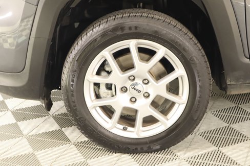 Used 2023 Jeep Renegade Latitude image 18