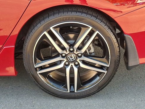 Used 2017 Honda Accord Sport image 27
