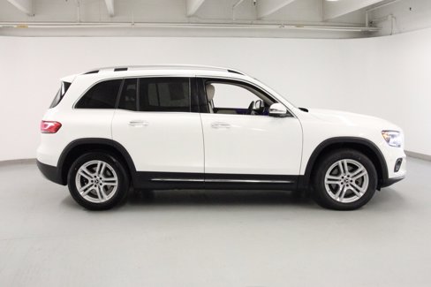 Used 2023 Mercedes-Benz GLB 250 4MATIC image 5