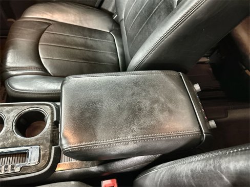 Used 2011 GMC Acadia Denali image 22