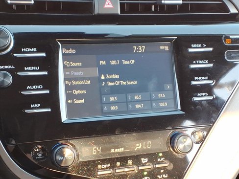 Certified 2019 Toyota Camry SE image 20