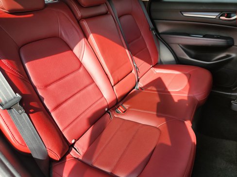 Certified 2022 MAZDA CX-5 Carbon Edition image 16