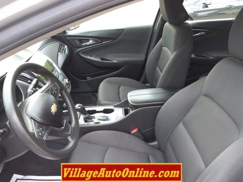 Used 2020 Chevrolet Malibu LT image 18