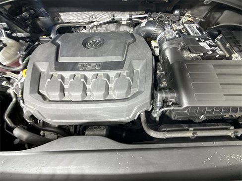 Used 2022 Volkswagen Tiguan SE R-Line image 25