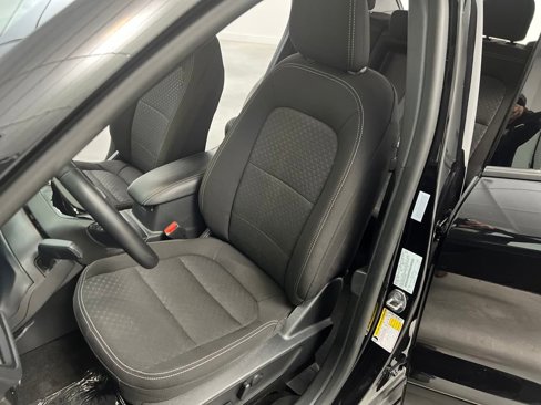 Used 2024 Ford Escape Active w/ Cold Weather Package image 9