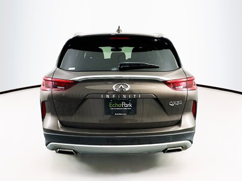 Used 2019 INFINITI QX50 Essential w/ Premium Heat Package image 7