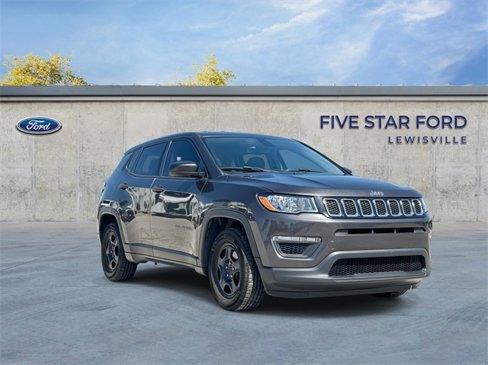 Used 2018 Jeep Compass Sport image 1