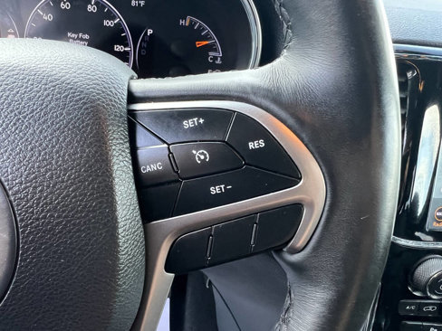 Used 2019 Jeep Grand Cherokee Limited image 25