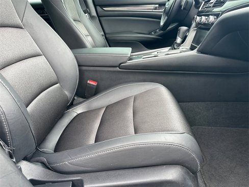 Used 2020 Honda Accord Sport image 14