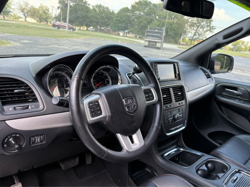 Used 2019 Dodge Grand Caravan GT image 10