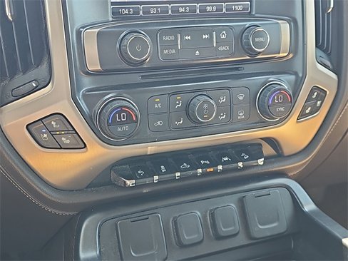 Used 2018 GMC Sierra 1500 Denali image 23