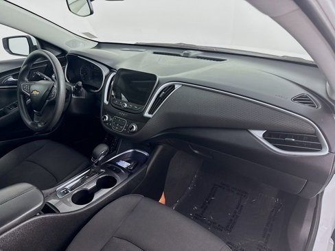 Used 2023 Chevrolet Malibu LT image 28