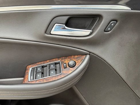 Used 2014 Chevrolet Impala LT image 14