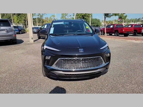 Used 2024 Buick Encore GX Avenir w/ Avenir Technology Package image 36