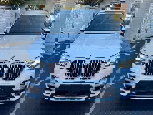 Used 2019 BMW X3 sDrive30i w/ Driving Assistance Package image 2