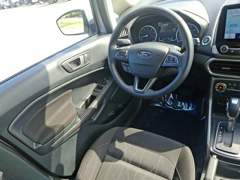 Used 2020 Ford EcoSport SE w/ SE Convenience Package image 14