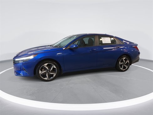 Certified 2023 Hyundai Elantra SEL w/ Convenience Package image 8