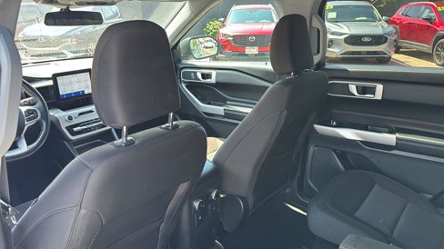 Used 2022 Ford Explorer XLT image 22