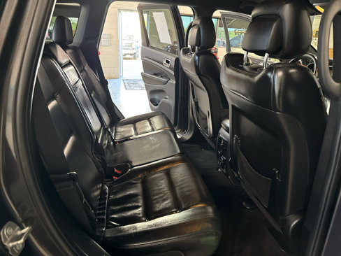 Used 2018 Jeep Grand Cherokee Limited image 41
