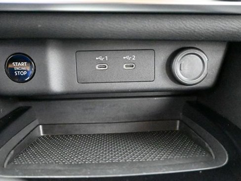 Used 2024 Nissan Rogue SV image 14