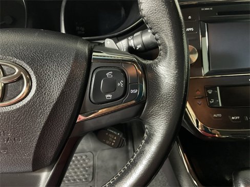 Used 2016 Toyota Avalon XLE image 26