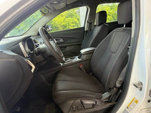 Used 2014 Chevrolet Equinox LS image 9