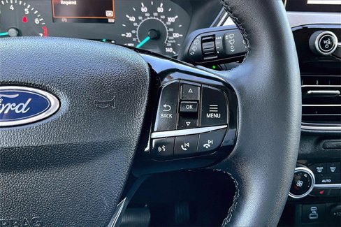 Used 2022 Ford Escape SE w/ Cold Weather Package image 19