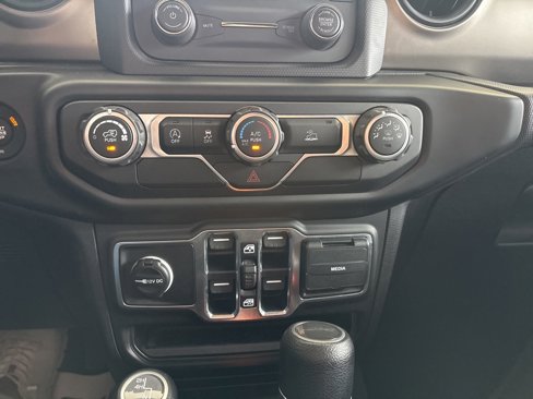 Used 2020 Jeep Gladiator Sport w/ Quick Order Package 24S image 16