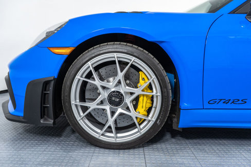 Used 2025 Porsche 718 Cayman GT4 RS w/ Weissach Package image 16