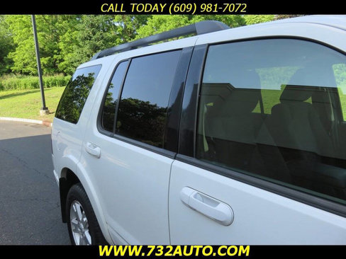 Used 2010 Ford Explorer XLT image 24